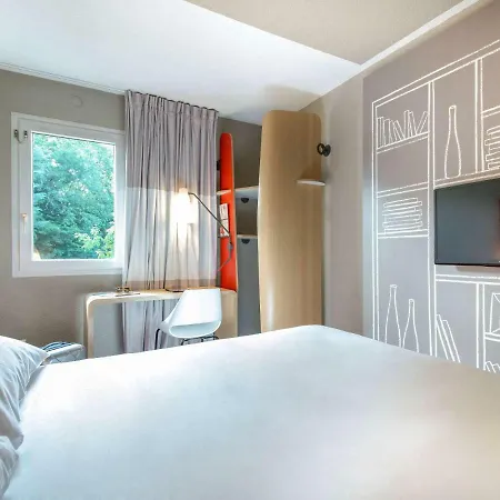 Ibis Brignoles Provence Verte Exterior photo